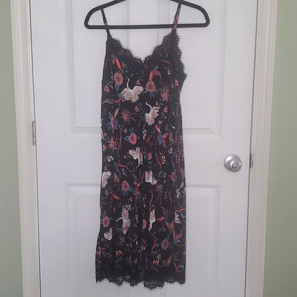 Lace trim printed dress